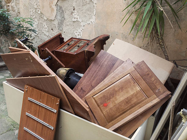 Best Basement Cleanout Services  in Sayreville, NJ